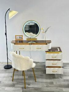 bàn trang điểm thông minh có loa