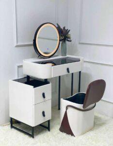 chất liệu bàn trang điểm thịnh hành