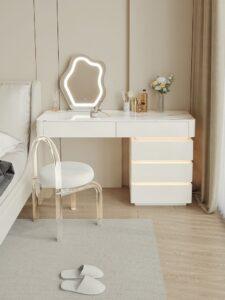 Bàn trang điểm gỗ MDF nhỏ gọn