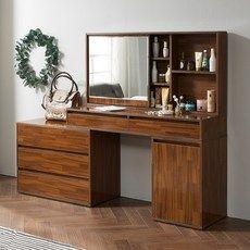 Bàn trang điểm gỗ pallet đơn giản