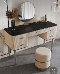 bàn trang điểm Boho phối nội thất phòng ngủ