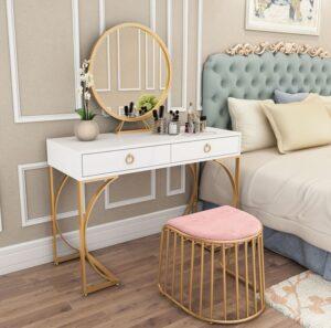 bàn trang điểm có đèn decor