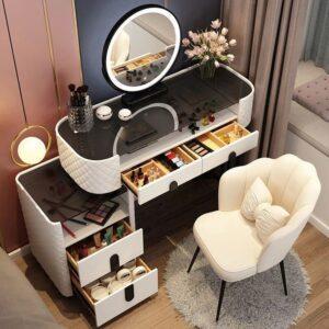 bàn trang điểm phong cách hoàng gia