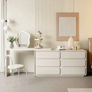 phong thủy đồ vật trên bàn