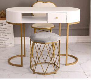 Bàn marble nữ tính