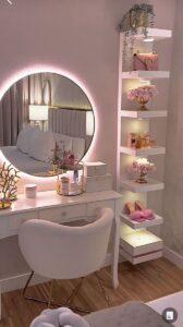Bàn trang điểm aesthetic