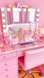 bàn trang điểm Barbie pink