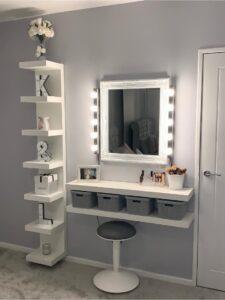 ban-trang-diem-home-decor