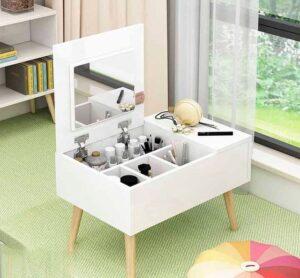 vệ sinh bàn trang điểm mini
